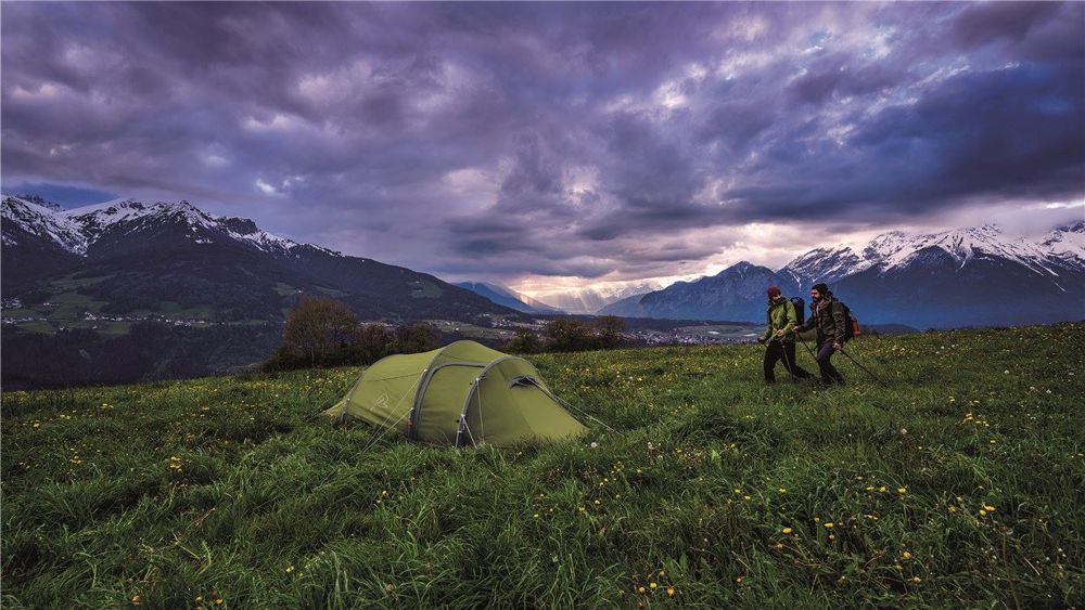 Camping & Luxury Tents